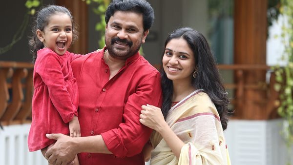 മക്കൾക്കൊപ്പം ചിരിയോടെ ദിലീപ്, മഞ്ജുവിനെ ഓർമ്മപ്പെടുത്തി സോഷ്യൽ മീഡിയ, ചിത്രങ്ങൾ