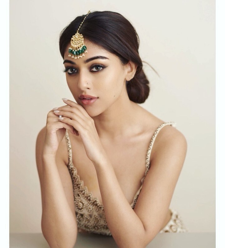 വീണ്ടും ഹോട്ട് ലുക്കിൽ ആരാധകരെ ഞെട്ടിച്ച് അനു ഇമ്മാനുവൽ... വൈറലായി ചിത്രങ്ങൾ