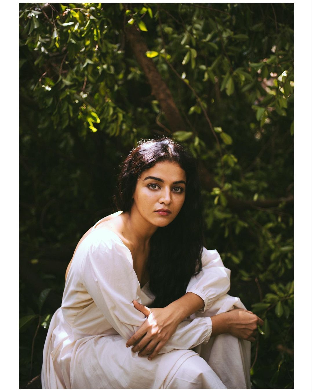 ഹോട്ട് ലുക്കിൽ വാമിഖ ഗാബ്ബി; ചിത്രങ്ങൾ വൈറലാകുന്നു