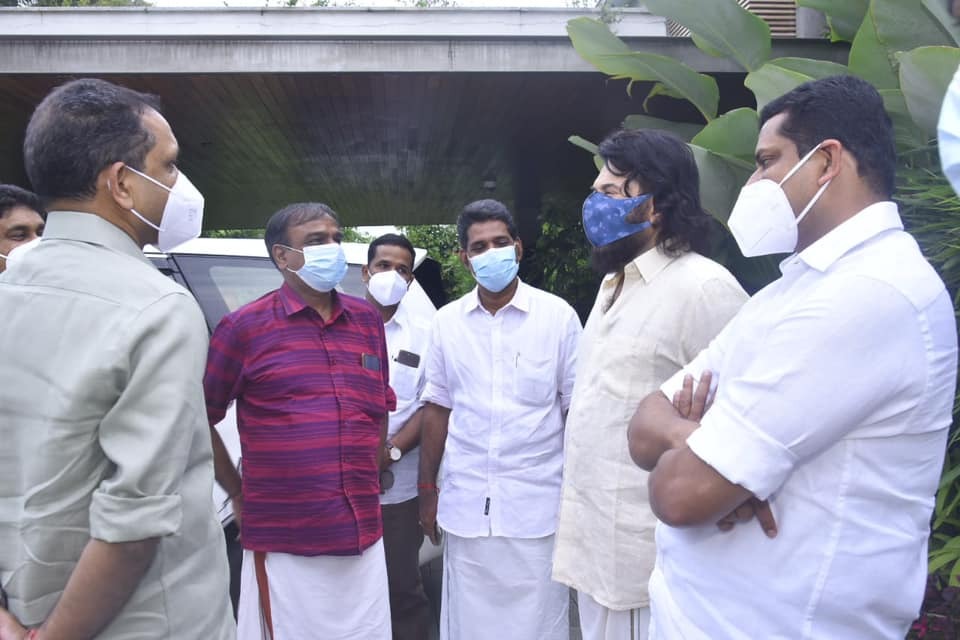 മമ്മൂട്ടിയുടെ വീട്ടിൽ അതിഥിയായി കെ സുരേന്ദ്രൻ, താരത്തിന്റെ വീട്ടിൽ നിന്നുളള ചിത്രങ്ങൾ