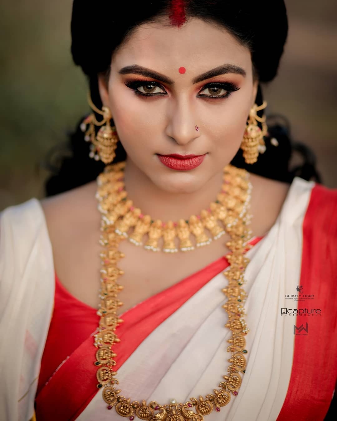 ഓണ ചിത്രങ്ങളുമായി കറുത്തമുത്ത് സീരിയല്‍ താരം റിനി രാജ്; വൈറല്‍ ചിത്രങ്ങള്‍ കാണാം