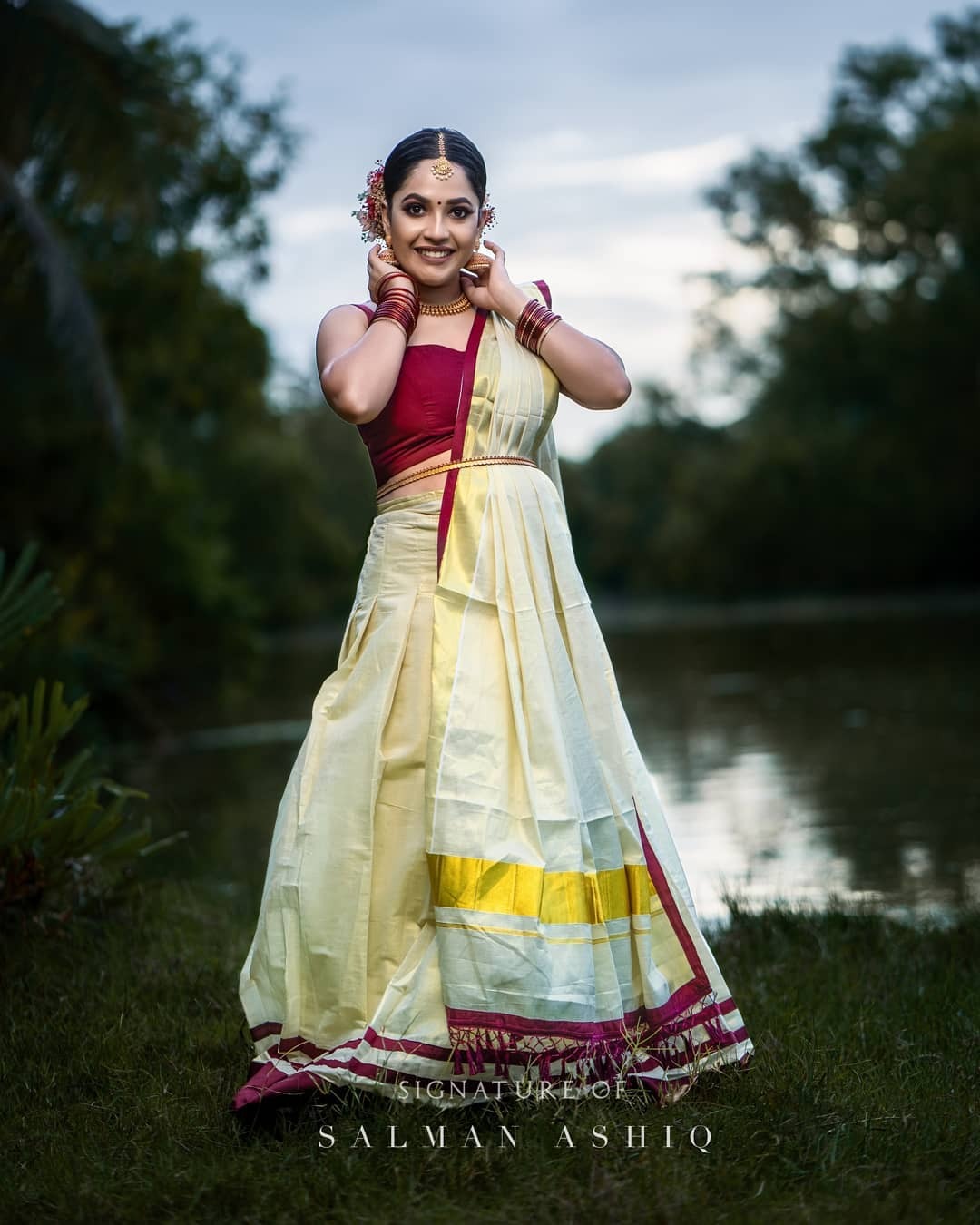 സാരിയില്‍ അതീവ സുന്ദരിയായി കുടുംബവിളക്ക് താരം അമൃത നായര്‍; വൈറലായി പുതിയ ഫോട്ടോഷൂട്ട്