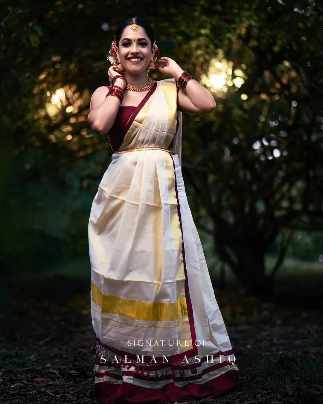 സാരിയില്‍ അതീവ സുന്ദരിയായി കുടുംബവിളക്ക് താരം അമൃത നായര്‍; വൈറലായി പുതിയ ഫോട്ടോഷൂട്ട്