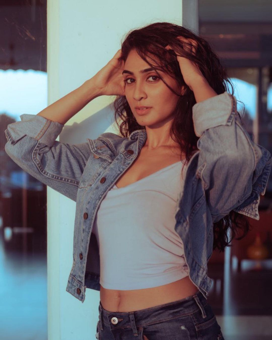 ഹോട്ട് ലുക്കില്‍ പുതിയ മേക്കോവറുമായി ദീപ്തി സതി; ഫോട്ടോഷൂട്ട് വൈറല്‍