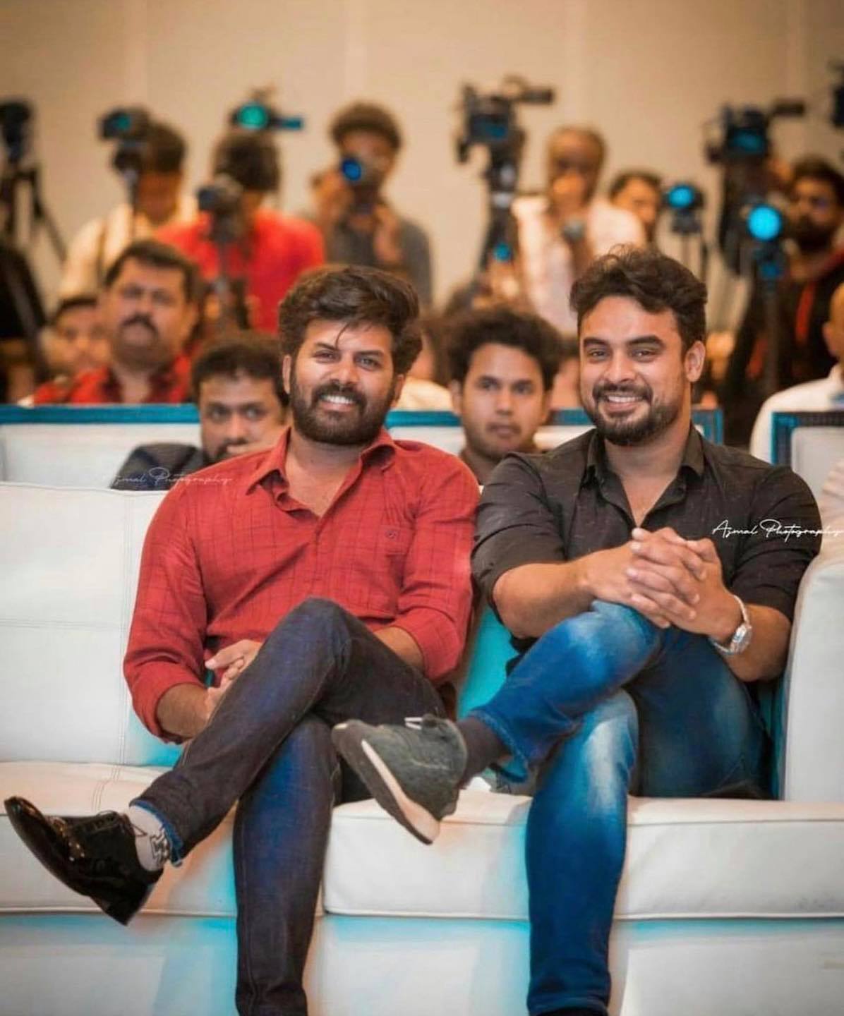 'നിനക്കായ് ഞാൻ ഇവിടെയുണ്ട്', പറയുകയും തെളിയിക്കുകയും ചെയ്തു, സണ്ണി വെയ്നിനെ കുറിച്ച് മഞ്ജു വാര്യർ