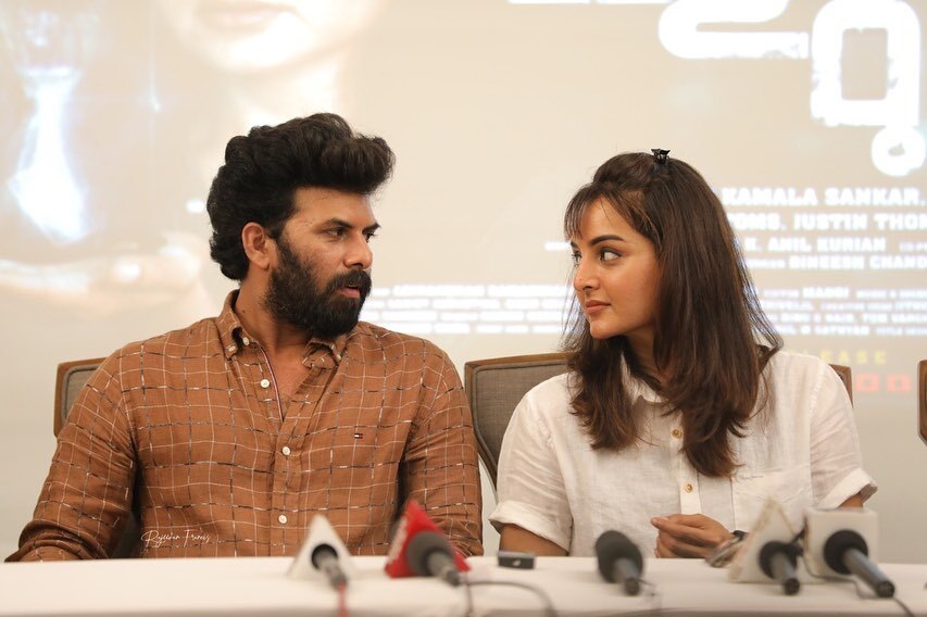 'നിനക്കായ് ഞാൻ ഇവിടെയുണ്ട്', പറയുകയും തെളിയിക്കുകയും ചെയ്തു, സണ്ണി വെയ്നിനെ കുറിച്ച് മഞ്ജു വാര്യർ