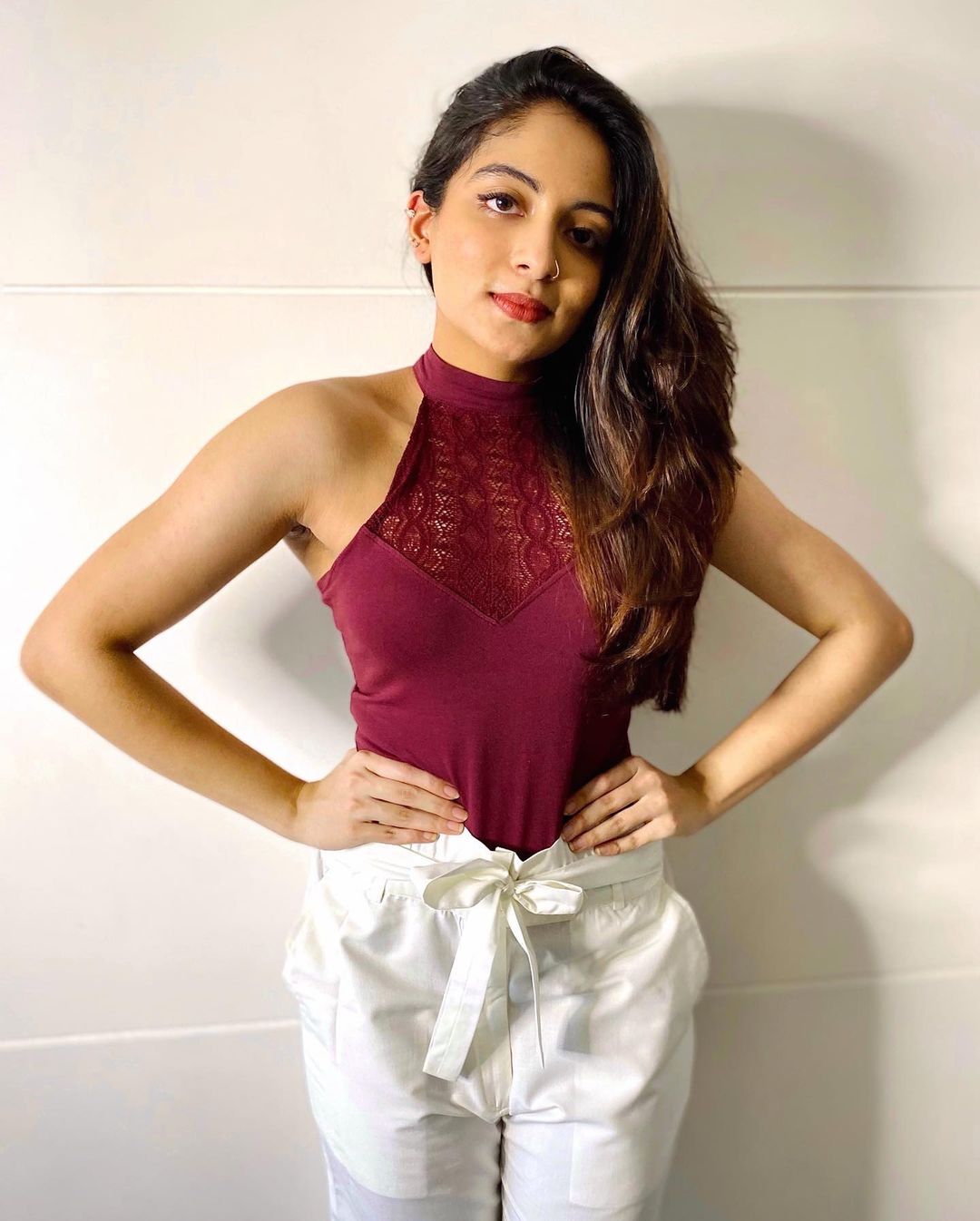 ഹോട്ട് ലുക്കിൽ ഇഷാനി കൃഷ്ണ; ചിത്രങ്ങൾ കാണാം