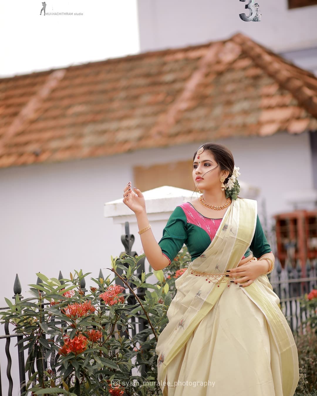 ദേവയുടെ കണ്മണിക്ക് ഓണം നേരത്തേ എത്തിയോ... കേരള തനിമയില്‍ സുന്ദരിയായി മനീഷ മഹേഷ് 