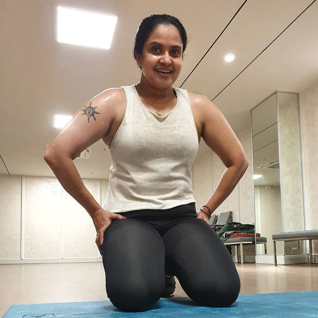 Pragathi:నాలుగుపదుల వయస్సులో  టాలెంట్ చూపిస్తోన్న నటి (ఫోటోలు)
