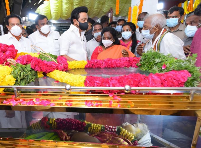 News in Photos (18 August 2021) | Photos of Top News Today - Oneindia Gallery