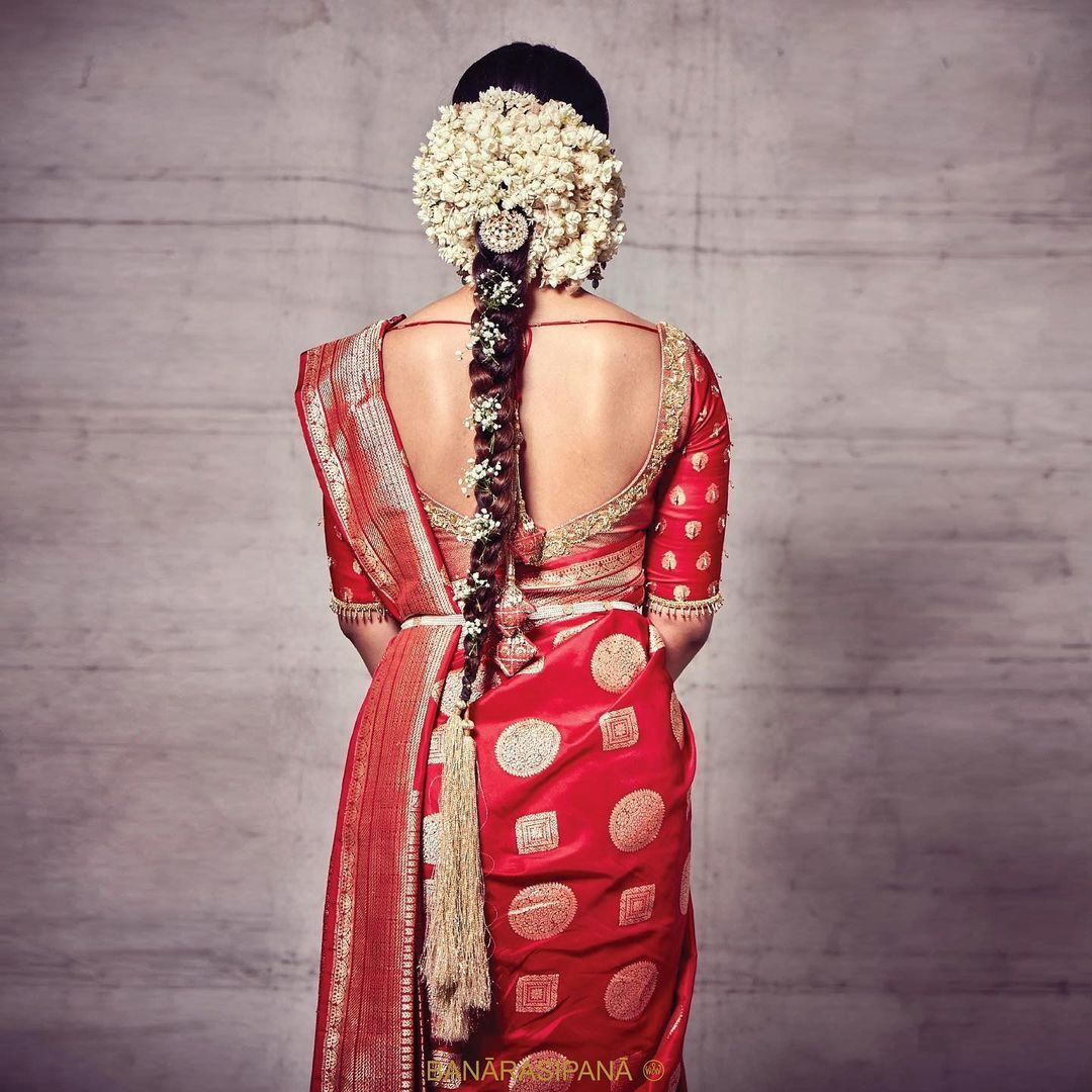 നവ വധുവിന്റെ ലുക്കില്‍ തിളങ്ങി സാനിയ അയ്യപ്പന്‍; വൈറലായി പുതിയ ഫോട്ടോഷൂട്ട്