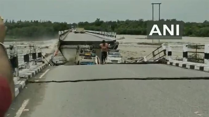 Rani Pokhari bridge Collapsed on Dehradun-Rishikesh highway after heavy rain