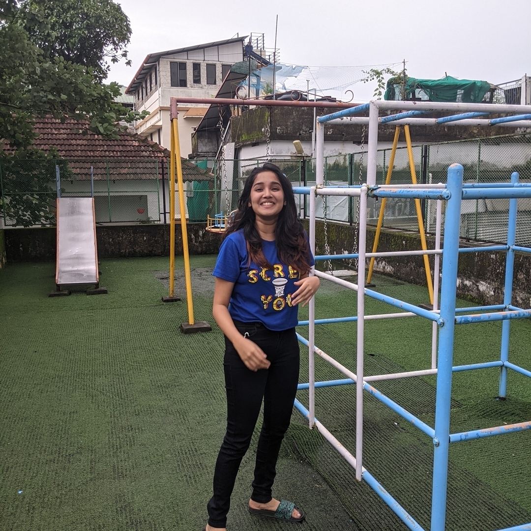 പുതിയ ലുക്കിലും ആരാധകരെ അമ്പരപ്പിച്ച് നടി അനിക... വൈറൽ ചിത്രങ്ങൾ