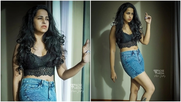 കിടിലം ഹോട്ട്  ലുക്കിൽ സാധിക, ഫോട്ടോ ഷൂട്ട് സോഷ്യൽ മീഡിയയിൽ ട്രെൻഡിങ്