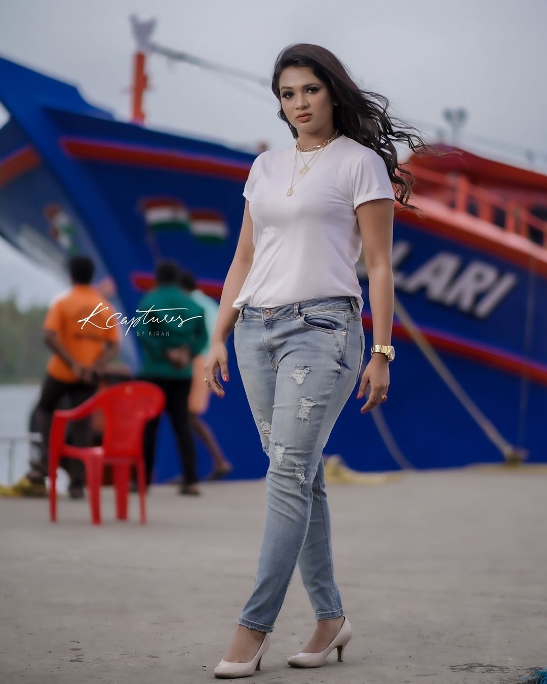 സുമിത്രയുടെ ശത്രു വേദിക ഇത്രയും സുന്ദരിയായിരുന്നോ? താരത്തിന്റെ ചിത്രം വൈറൽ