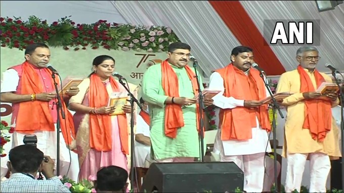 24 ministers sworn in the new cabinet of Gujarat CM Bhupendra Patel