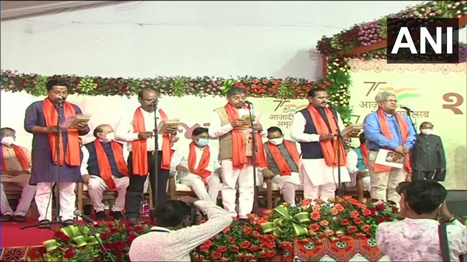 24 ministers sworn in the new cabinet of Gujarat CM Bhupendra Patel