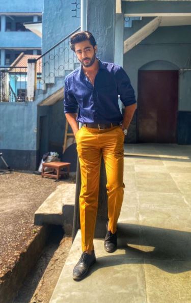 'কি করে বলবো তোমায়' সিরিয়ালের হট অ্যান্ড হাঙ্ক বয় ক্রুশল আহুজা নেট দুনিয়ায় ঝড় তুলেছেন