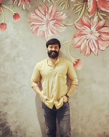 കിടിലന്‍ സ്റ്റൈലിഷ് ലുക്കില്‍ മണിക്കുട്ടന്‍: ഏത് സിനിമയിലെ ലുക്ക് ആണെന്ന് ആരാധകര്‍
