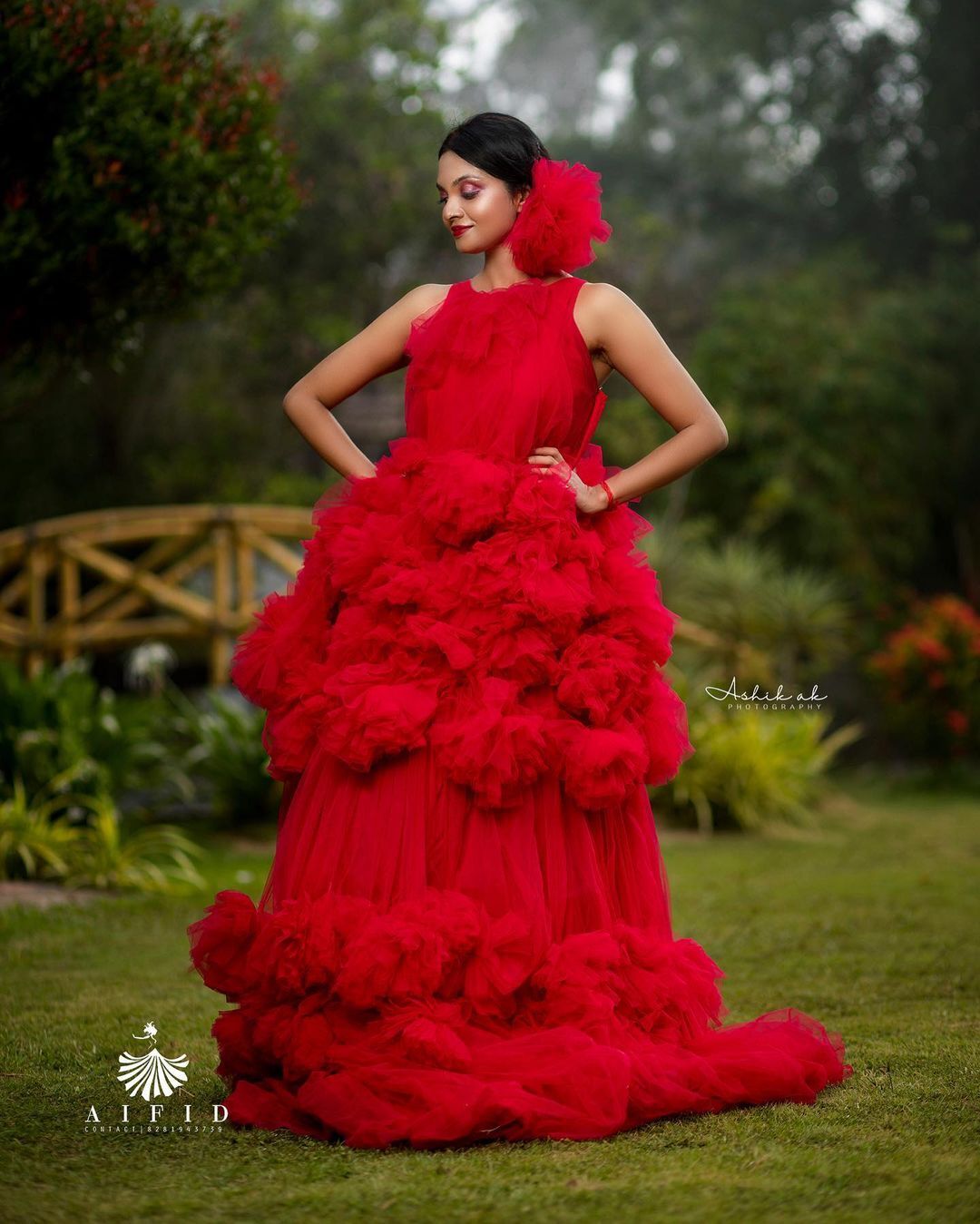 ഒരു  വര്‍ണ്ണ ശലഭം പോലെ സൂര്യ ജെ മേനോന്‍: ചിത്രങ്ങള്‍ ഏറ്റെടുത്ത് ആരാധകര്‍