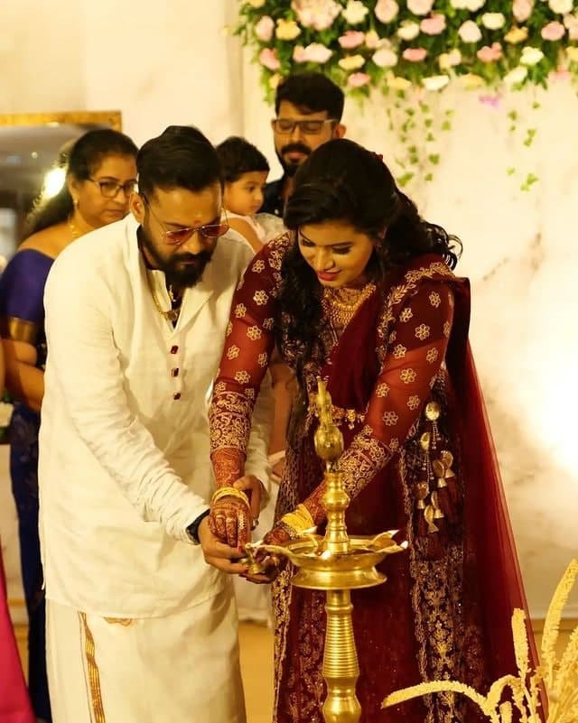 നടന്‍ ബാലയുടെ വിവാഹ ചിത്രങ്ങള്‍ വൈറല്‍; സന്തോഷം നിറഞ്ഞ് ബാല-എലിസബത്ത് ദമ്പതികള്‍