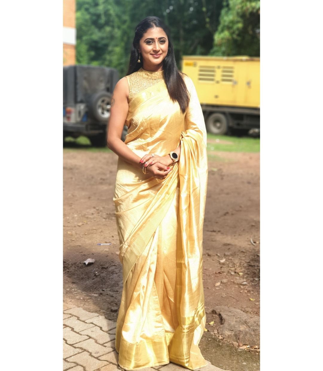 ഷോര്‍ട്സില്‍ തിളങ്ങി കനിഹ; ചിത്രം ഏറ്റെടുത്ത് ആരാധകര്‍