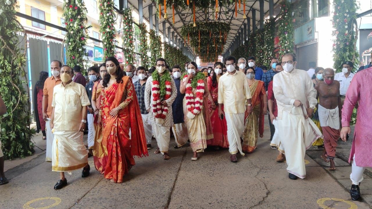 മോഹന്‍ലാലും സുചിത്രയും ഗുരുവായൂരില്‍; രവി പിള്ളയുടെ മകന്റെ കല്യാണത്തിന് താരപ്പകിട്ട്, ചിത്രങ്ങള്‍