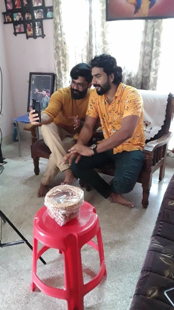 ആടിത്തിമിര്‍ത്ത് മണിക്കൂട്ടന്‍; അനൂപ് കൃഷ്ണന്റെ പെങ്ങളുടെ ഹല്‍ദി ചടങ്ങിലെ ചിത്രങ്ങല്‍ വൈറല്‍ 