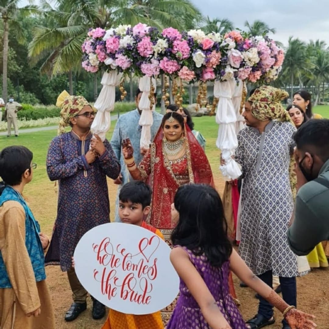 ഡേറ്റിങ് ആപ്പിലൂടെ പരിചയം; പിന്നീട് പ്രണയം... നടി വിദ്യുലേഖയും സഞ്ജയും ഒന്നിച്ചു... വിവാഹ ചിത്രങ്ങള്‍