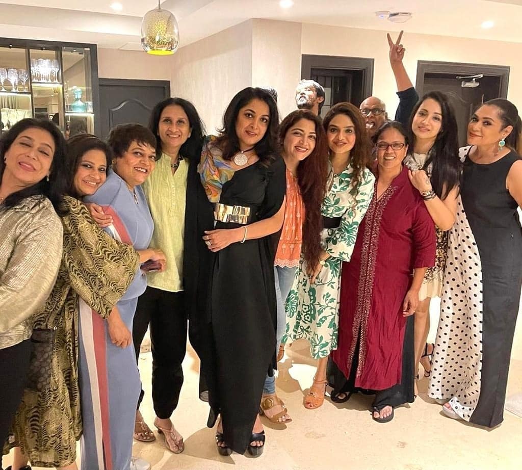 'ശിവകാമി ദേവി'ക്ക് പിറന്നാള്‍; ഈ സുന്ദരിമാര്‍ ആരെന്ന് പറയാമോ? അടിപൊളി ചിത്രങ്ങള്‍ കാണാം