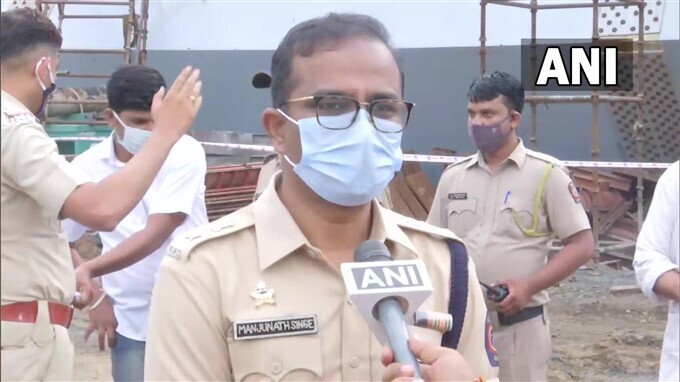 ಚಿತ್ರಗಳು: ಬಾಂದ್ರಾದಲ್ಲಿ ನಿರ್ಮಾಣ ಹಂತದಲ್ಲಿದ್ದ  ಸೇತುವೆ ಕುಸಿತ