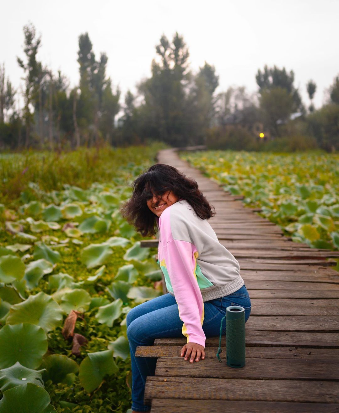 നിമിഷ സജയന്‍ കശ്മീരിലെ ദാല്‍ തടാകത്തില്‍; ചിത്രങ്ങള്‍ വൈറല്‍