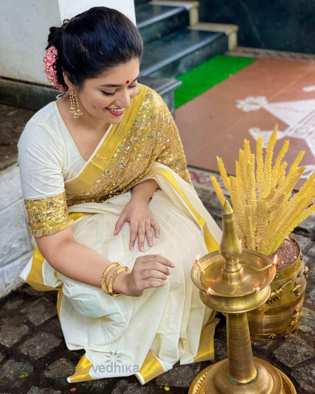 സുരേഷ് ഗോപിയുടെ പെൺമക്കൾ സിനിമയിലെത്തുമോ? ഇതെന്തൊരു സുന്ദരികളാണ് ഭാവ്നിയും ഭാഗ്യയും..ഫോട്ടോകൾ വൻ വൈറൽ 