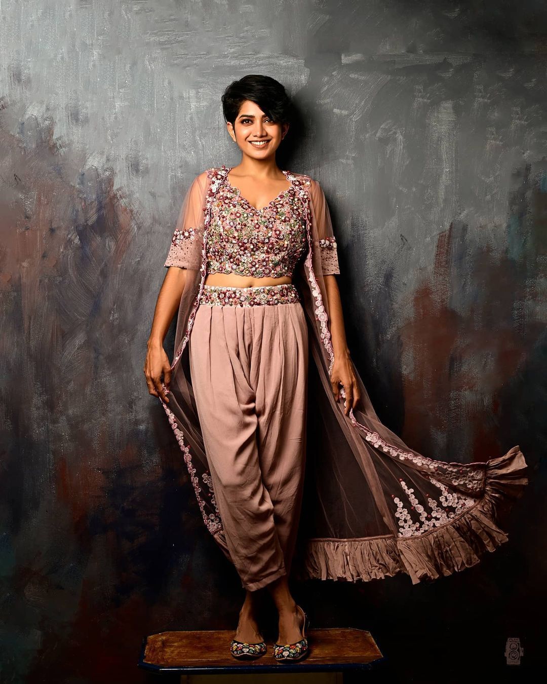 എന്തൊരു അഴകാണ് കാണാന്‍; അനാര്‍ക്കലിയുടെ പുതിയ ഫോട്ടോഷൂട്ട് സോഷ്യല്‍ മീഡിയയില്‍ ട്രെന്‍ഡിംഗ്