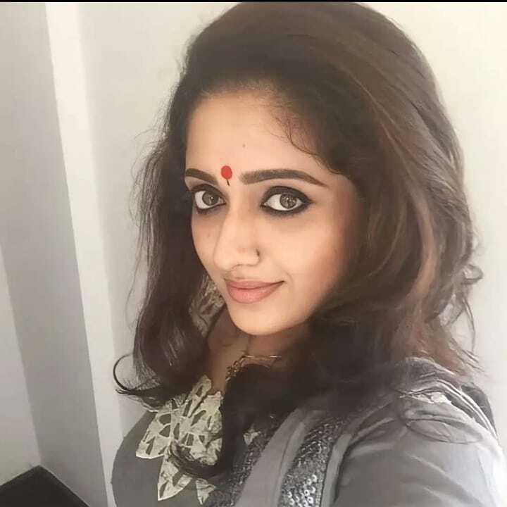 എന്തൊരു മാറ്റം, എങ്കിലും അന്നും ഇന്നും സുന്ദരി... കാവ്യാ മാധവന്റെ വേറിട്ട ചിത്രങ്ങൾ കാണാം