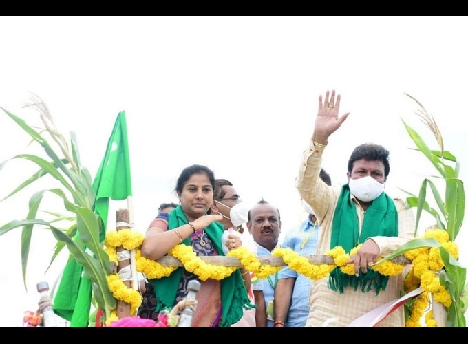 Agriculture Minister BC Patil During A Program Of One Day With Farmers