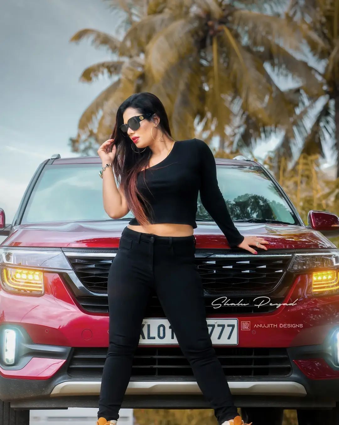 ആരാധകരെ ഞെട്ടിച്ച് ബിഗ് ബോസ് താരം രമ്യ പണിക്കര്‍; ഫോട്ടോഷൂട്ട് പൊളിച്ചെന്ന് ആരാധകര്‍