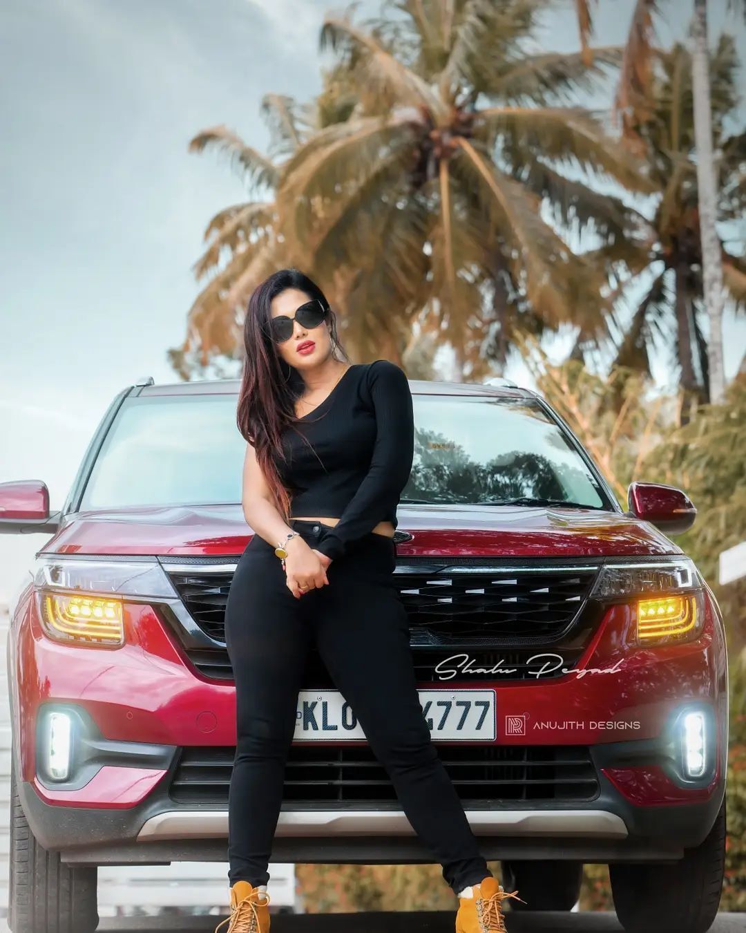 ആരാധകരെ ഞെട്ടിച്ച് ബിഗ് ബോസ് താരം രമ്യ പണിക്കര്‍; ഫോട്ടോഷൂട്ട് പൊളിച്ചെന്ന് ആരാധകര്‍