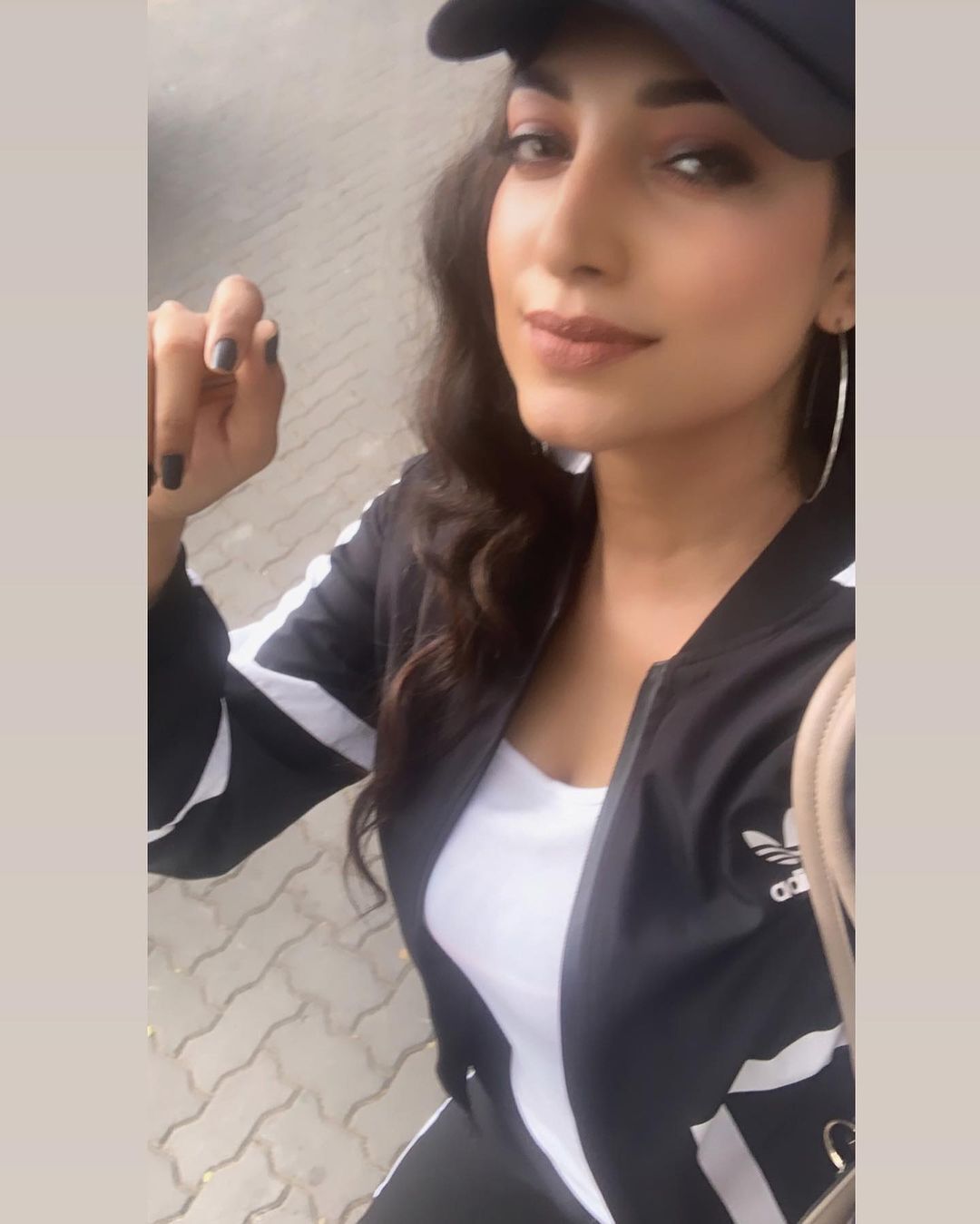 എന്തു ഭംഗി നിന്നെ കാണാന്‍; കണ്ണെടുക്കാനാവുന്നില്ല; റിതു മന്ത്രയുടെ ചിത്രങ്ങള്‍ ഏറ്റെടുത്ത് ആരാധകര്‍