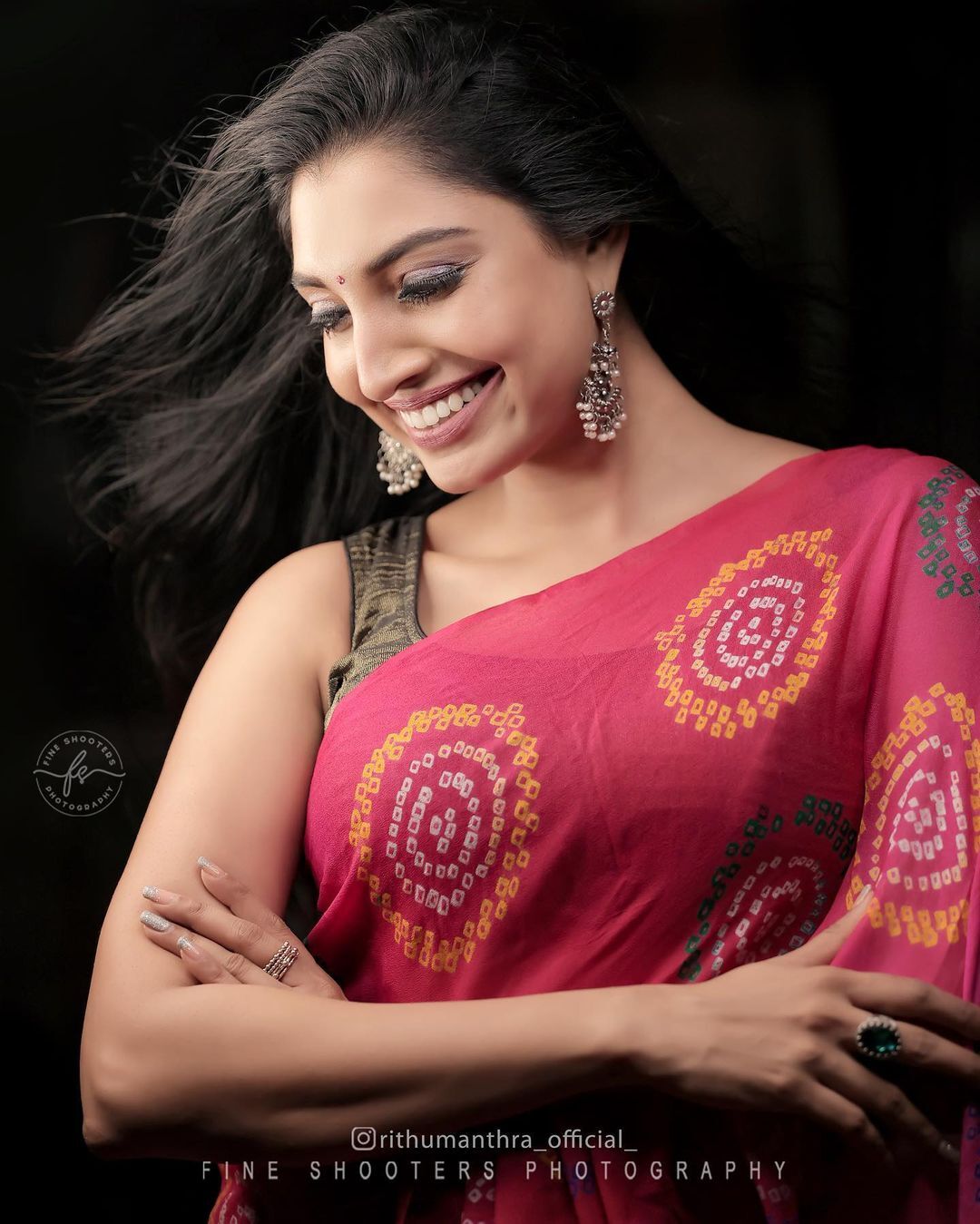 എന്തു ഭംഗി നിന്നെ കാണാന്‍; കണ്ണെടുക്കാനാവുന്നില്ല; റിതു മന്ത്രയുടെ ചിത്രങ്ങള്‍ ഏറ്റെടുത്ത് ആരാധകര്‍