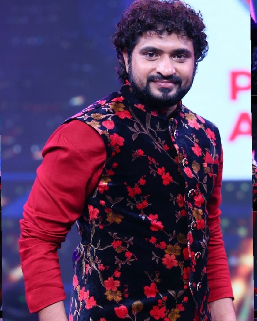 Bigg Boss Telugu-5:కంటెస్టెంట్ల పూర్తి జాబితా ఇదే..(ఫోటోలు)