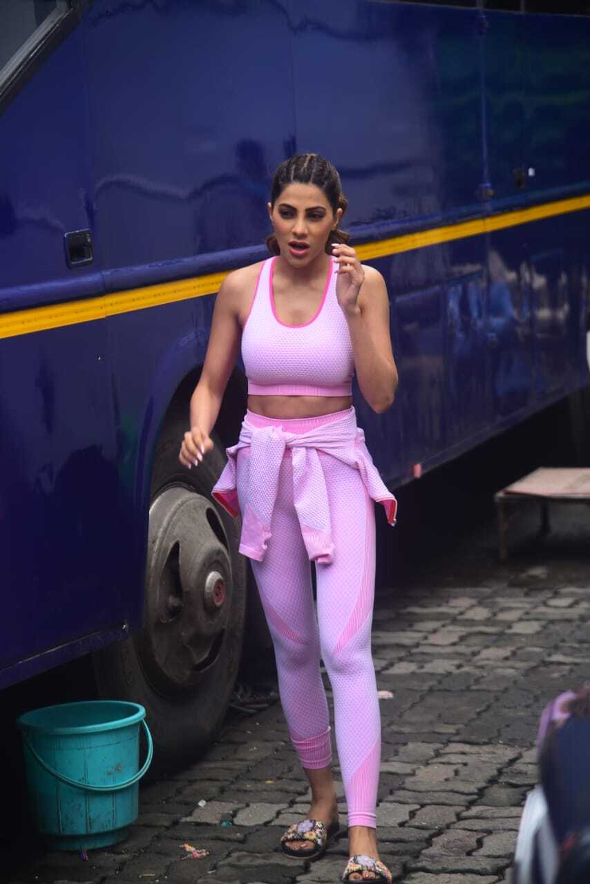 Bigg Boss फेम निक्की तंबोली की इन Hot तस्वीरों से नजरें नहीं हटा पाएंगे आप