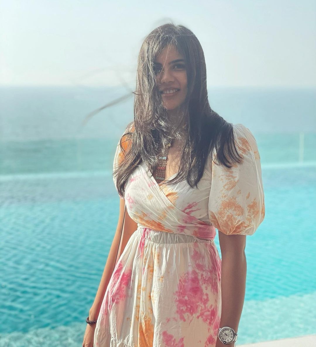 പെര്‍ഫെക്ട് ഓകെ; മോഹന്‍ലാലിനൊപ്പമുള്ള വര്‍ക്കൗട്ട് ചിത്രങ്ങള്‍ പങ്കുവച്ച് കല്യാണി പ്രിയദര്‍ശന്‍