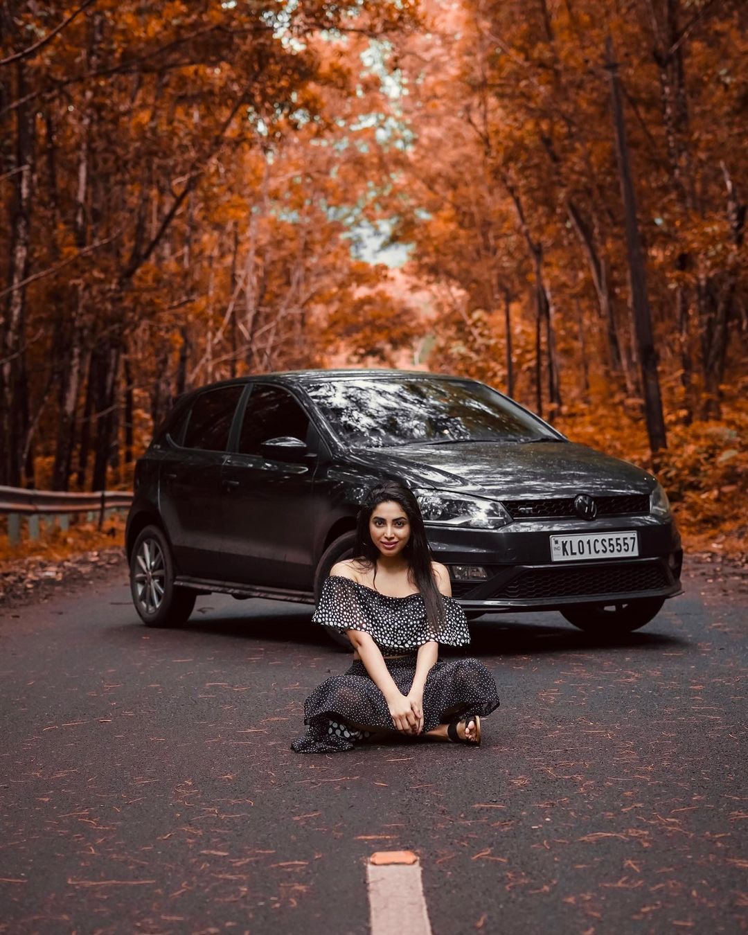 നിമിഷങ്ങള്‍ പാഴാക്കാതെ ലൈഫിനായി എന്തെങ്കിലും ചെയ്യാന്‍ ശ്രമിക്കാമെന്ന് അമേയ മാത്യു; എന്തുപറ്റിയെന്ന് ആരാധകര്‍