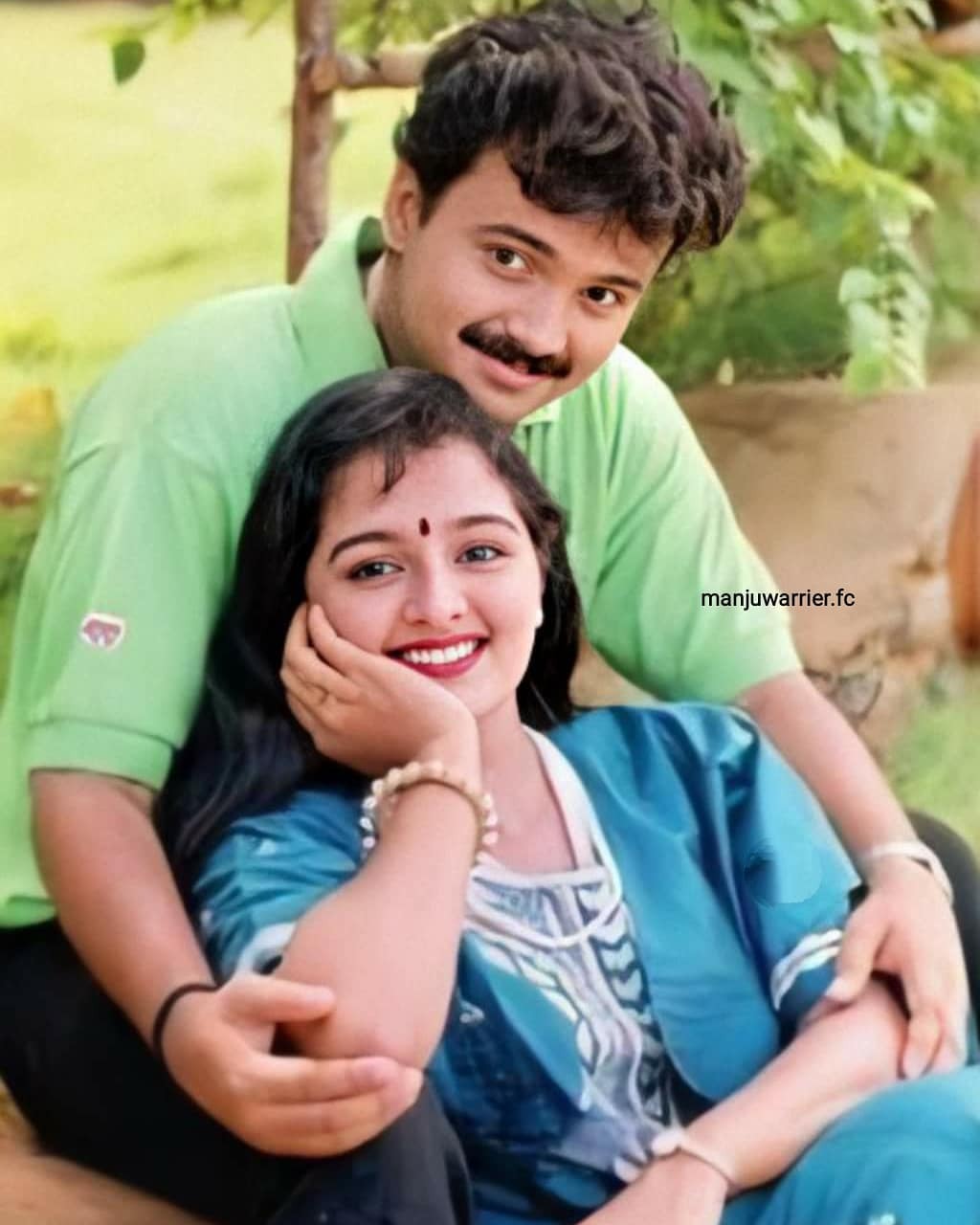 മഞ്ജു പഴയ മഞ്ജുവേ അല്ല, സൂപ്പർ സ്റ്റാർ മഞ്ജു വാര്യരുടെ  അപൂർവ ചിത്രങ്ങൾ കാണാം