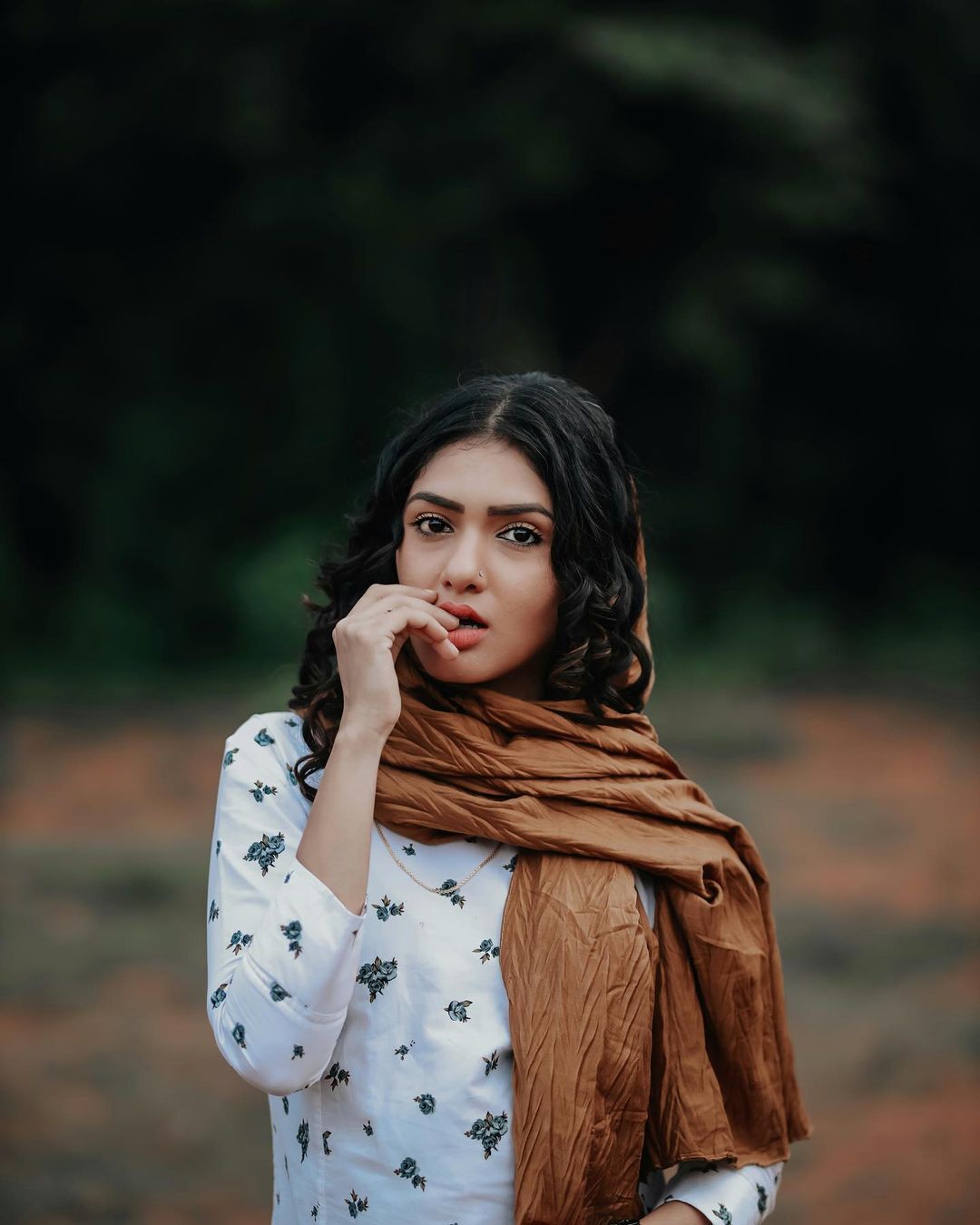 അമ്മയാകാന്‍ പോകുന്ന സന്തോഷം; എസ്‌കേപ്പിലെ ചിത്രങ്ങള്‍ പങ്കുവച്ച് ഗായത്രി സുരേഷ്