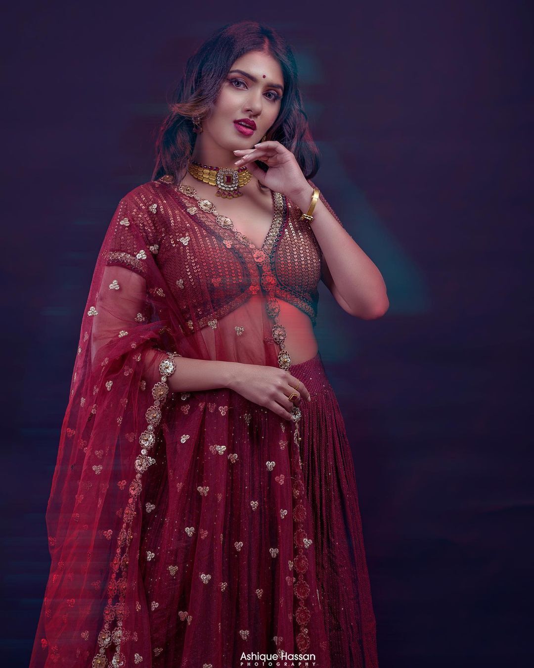 അമ്മയാകാന്‍ പോകുന്ന സന്തോഷം; എസ്‌കേപ്പിലെ ചിത്രങ്ങള്‍ പങ്കുവച്ച് ഗായത്രി സുരേഷ്