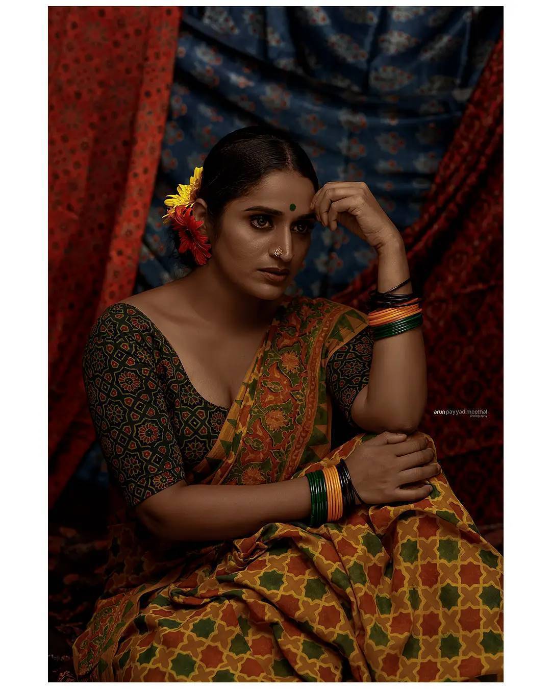 'ഇത് ഞങ്ങടെ പാത്തു അല്ല'; ആറ്റിറ്റിയൂഡ് ലുക്കില്‍ ഞെട്ടിച്ച് സുരഭി ലക്ഷ്മി. കിടുക്കാച്ചി ഫോട്ടോഷൂട്ട്