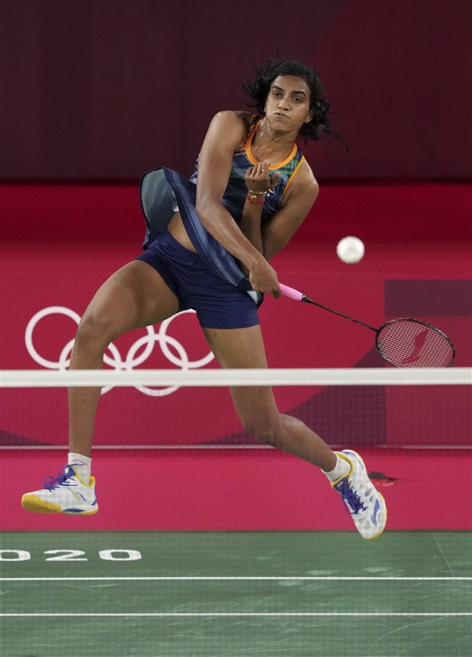  ଟୋକିଓ ଅଲିମ୍ପିକ୍ସରେ ପଦକ ଜିତିଲେ ପିଭି ସିନ୍ଧୁ; ଦେଖନ୍ତୁ ସେହି ସମୟର ମୁହୂର୍ତ୍ତକୁ