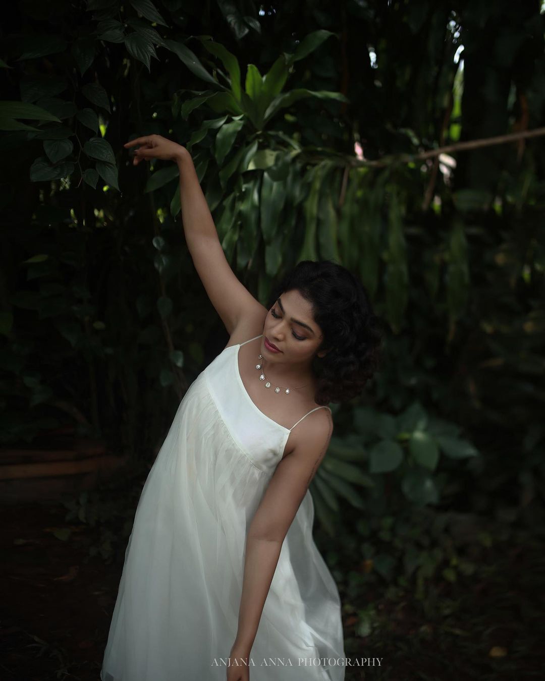 ഭൂമിയിലേക്ക് ഇറങ്ങി വന്ന ദേവതയോ: റിമ കല്ലിങ്കലിന്റെ ചിത്രം ഏറ്റെടുത്ത് സോഷ്യല്‍ മീഡിയ